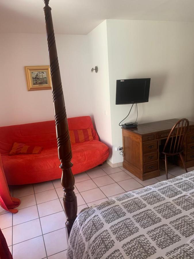 Le Saint-Hilaire Bed & Breakfast Eksteriør bilde