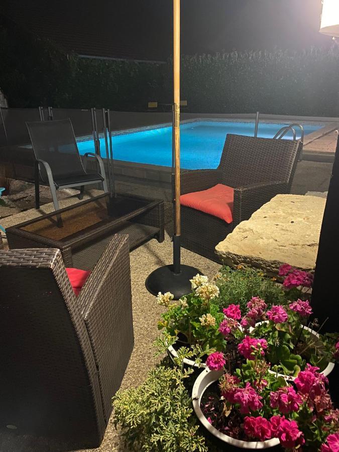 Le Saint-Hilaire Bed & Breakfast Eksteriør bilde